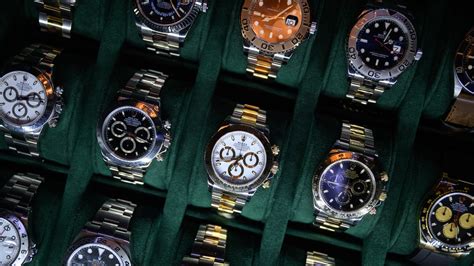 la questione prezzi gonfiati rolex|Perché i prezzi dei Rolex usati continuano a scendere.